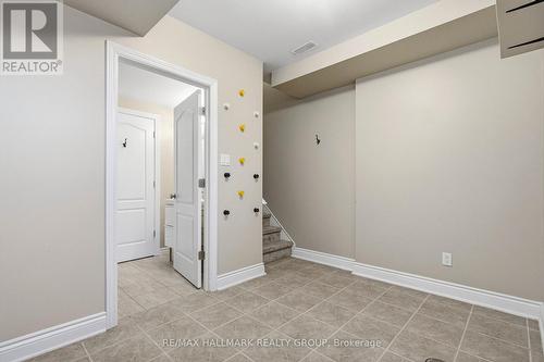 290 Cambridge Street, Ottawa, ON - Indoor Photo Showing Other Room