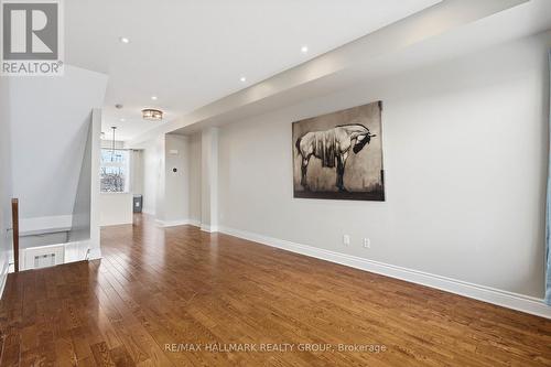 290 Cambridge Street, Ottawa, ON - Indoor Photo Showing Other Room