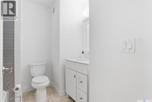 2 Poplar Place, Hepburn, SK - Indoor Photo Showing Bathroom