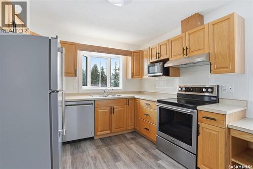2 Poplar Place, Hepburn, SK - Indoor Photo Showing Kitchen With Double Sink