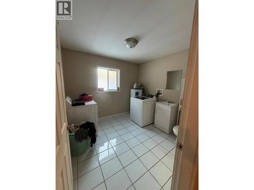 1925 Mcdaniels Road, Castlegar, BC 