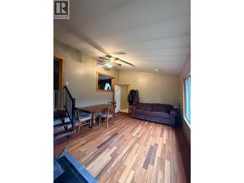 1925 Mcdaniels Road, Castlegar, BC 