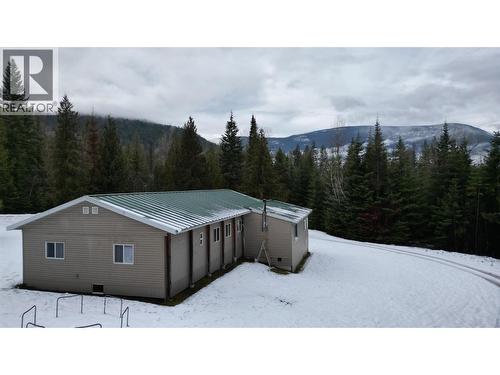 1925 Mcdaniels Road, Castlegar, BC 