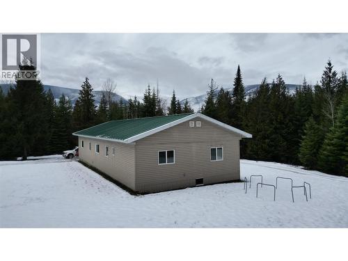 1925 Mcdaniels Road, Castlegar, BC 