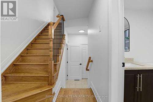 1512 Clementine Boulevard, Ottawa, ON - Indoor Photo Showing Living Room