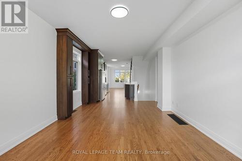 1512 Clementine Boulevard, Ottawa, ON - Indoor Photo Showing Kitchen