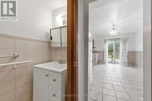 241 Robert Street, Hamilton, ON - Indoor