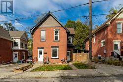 6 GLANVILLE AVENUE  Brantford, ON N3S 2Y7