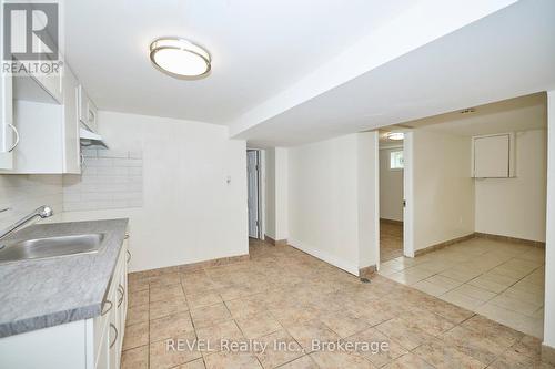43 Cosby Avenue, St. Catharines (Facer), ON - Indoor Photo Showing Kitchen