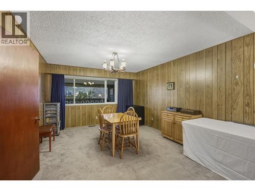 2480 Valleyview Drive, Kamloops, BC - Indoor