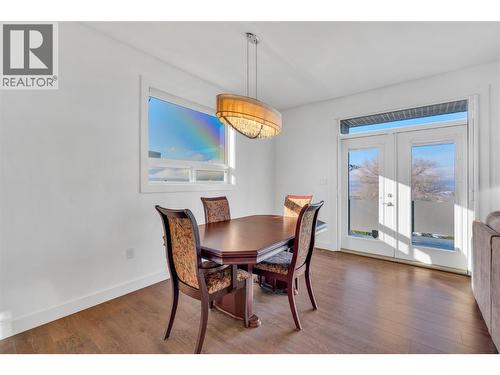 186 Avery Place, Penticton, BC - Indoor Photo Showing Dining Room