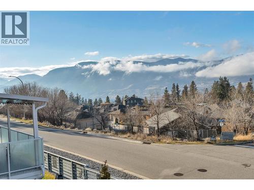 186 Avery Place, Penticton, BC - Outdoor With View