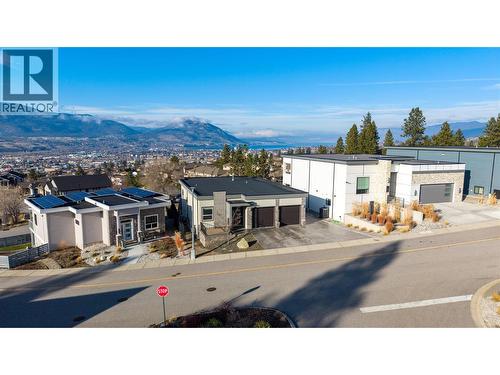 186 Avery Place, Penticton, BC - Outdoor