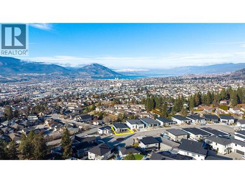 186 Avery Place, Penticton, BC - Outdoor With View