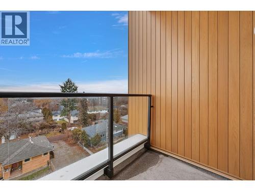 private balcony - 1380 Pridham Avenue Unit# 505, Kelowna, BC - Outdoor With Balcony