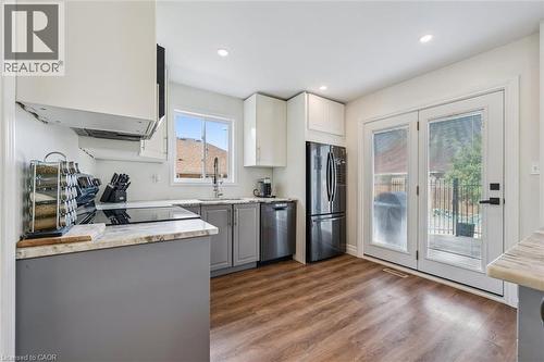 334 Daniel Cres, Elora, ON - Indoor Photo Showing Kitchen