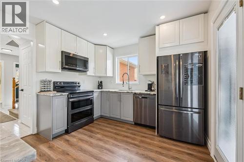 334 Daniel Cres, Elora, ON - Indoor Photo Showing Kitchen