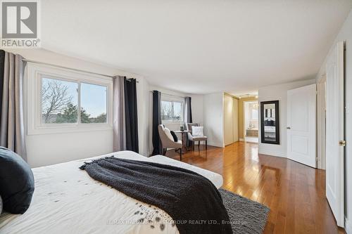 724 Barnes Crescent, Oshawa, ON - Indoor Photo Showing Bedroom