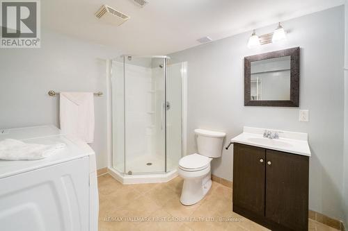 724 Barnes Crescent, Oshawa, ON - Indoor Photo Showing Bathroom