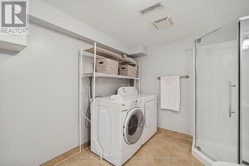 724 Barnes Crescent, Oshawa, ON - Indoor Photo Showing Laundry Room