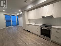 2209 - 430 SQUARE ONE DRIVE  Mississauga, ON L5B 0L6