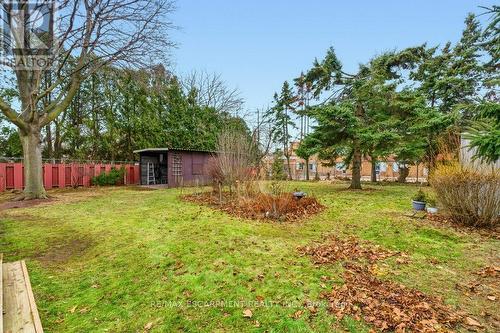 590 Cumberland Avenue, Burlington, ON - Outdoor