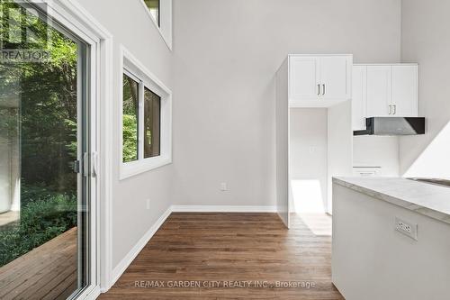 34 Kenworth Drive, St. Catharines (Carlton/Bunting), ON - Indoor Photo Showing Other Room