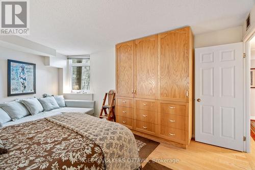 103 - 555 Wilbrod Street, Ottawa, ON - Indoor Photo Showing Bedroom