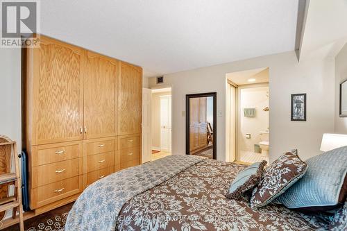 103 - 555 Wilbrod Street, Ottawa, ON - Indoor Photo Showing Bedroom