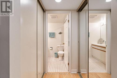 Ample closet space - 103 - 555 Wilbrod Street, Ottawa, ON - Indoor Photo Showing Bathroom
