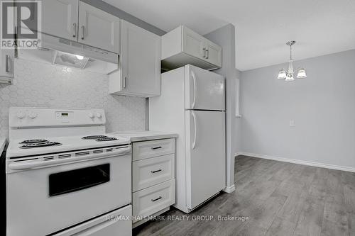 71 Morton Drive, Ottawa, ON - Indoor Photo Showing Kitchen