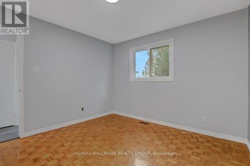 71 Morton Drive, Ottawa, ON - Indoor Photo Showing Other Room