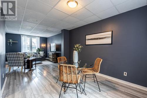 52 Connaught Avenue N, Hamilton, ON - Indoor