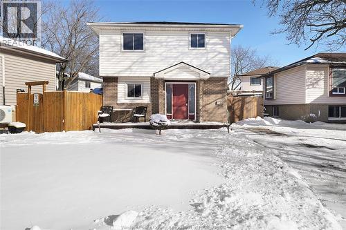 1130 GATESIDE  Windsor, ON N8S 4N8