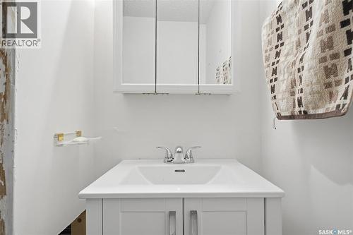 48 Procter Drive, Shields, SK - Indoor Photo Showing Bathroom