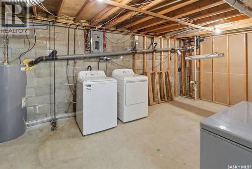48 Procter Drive, Shields, SK - Indoor Photo Showing Laundry Room