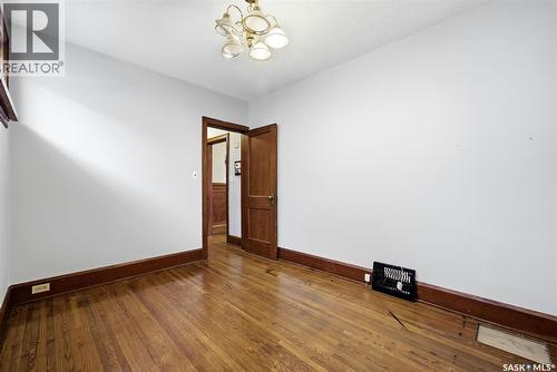 1320 Athol Street, Regina, SK - Indoor Photo Showing Other Room