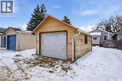 1320 Athol Street, Regina, SK - Outdoor
