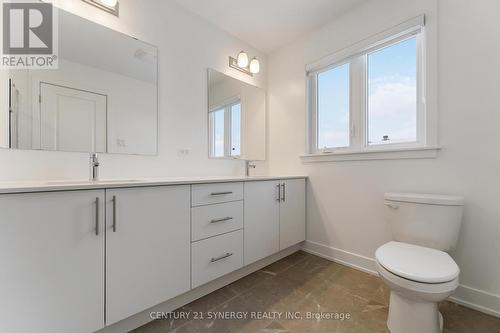 254 Finsbury Avenue, Ottawa, ON - Indoor Photo Showing Bathroom