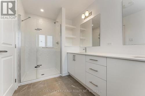 254 Finsbury Avenue, Ottawa, ON - Indoor