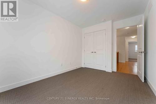 254 Finsbury Avenue, Ottawa, ON - Indoor Photo Showing Other Room