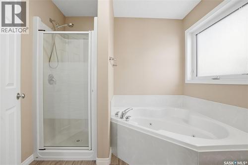 7902 Thrush Street, Regina, SK - Indoor Photo Showing Bathroom