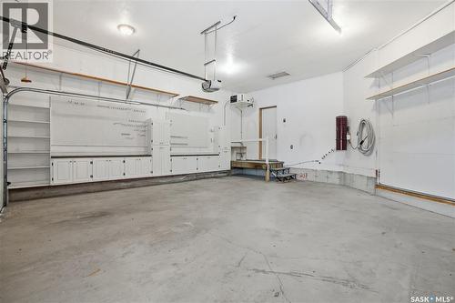 7902 Thrush Street, Regina, SK - Indoor Photo Showing Garage