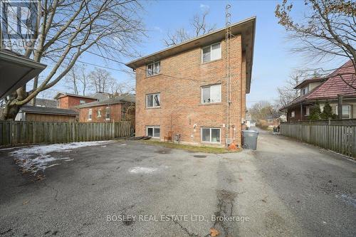 24 Oakwood Avenue, Mississauga, ON - Outdoor