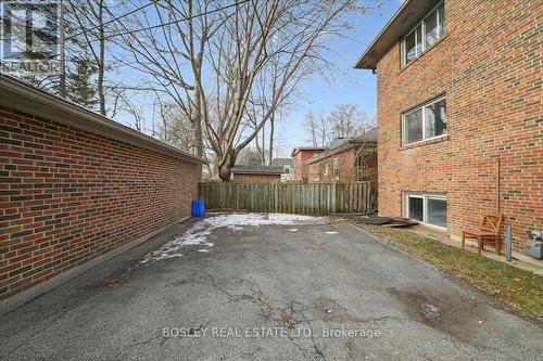 24 Oakwood Avenue, Mississauga, ON - Outdoor