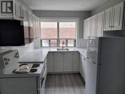 304 - 312 DOUGLAS AVENUE  Toronto, ON M5M 1H1