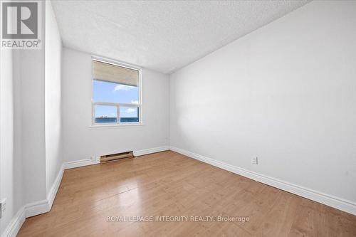 1201 - 900 Dynes Road, Ottawa, ON - Indoor Photo Showing Other Room