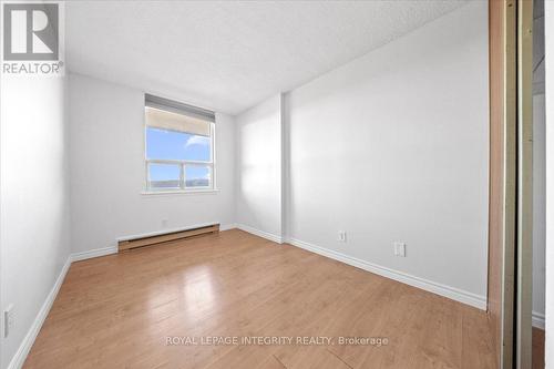 1201 - 900 Dynes Road, Ottawa, ON - Indoor Photo Showing Other Room