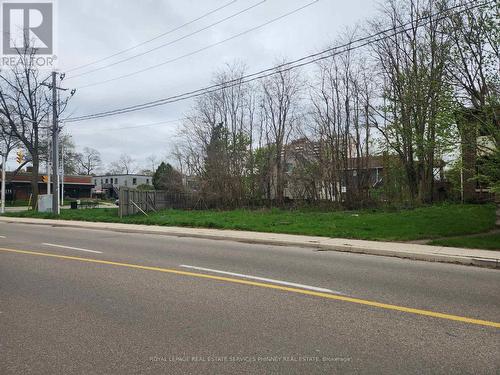 685 Brant Street, Burlington, ON 