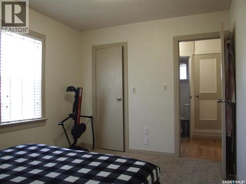 115 1St Street E, Leader, SK - Indoor Photo Showing Bedroom